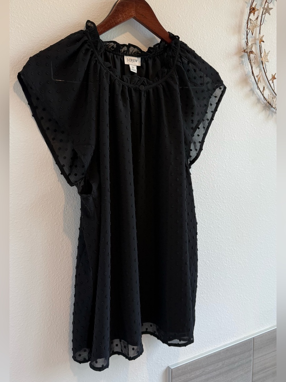 J CREW Flutter sleeve clip dot top in black Size XL